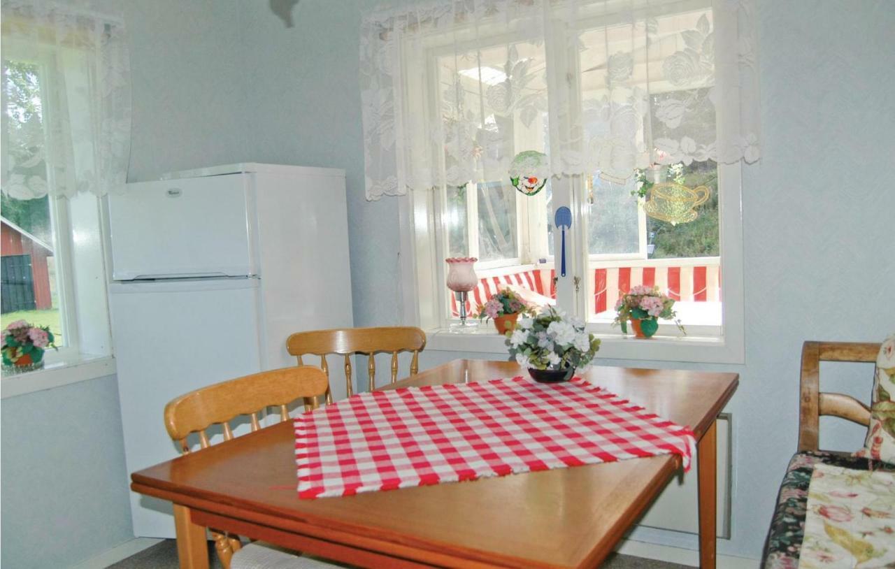 Cozy Home In Dalskog With Kitchen 외부 사진